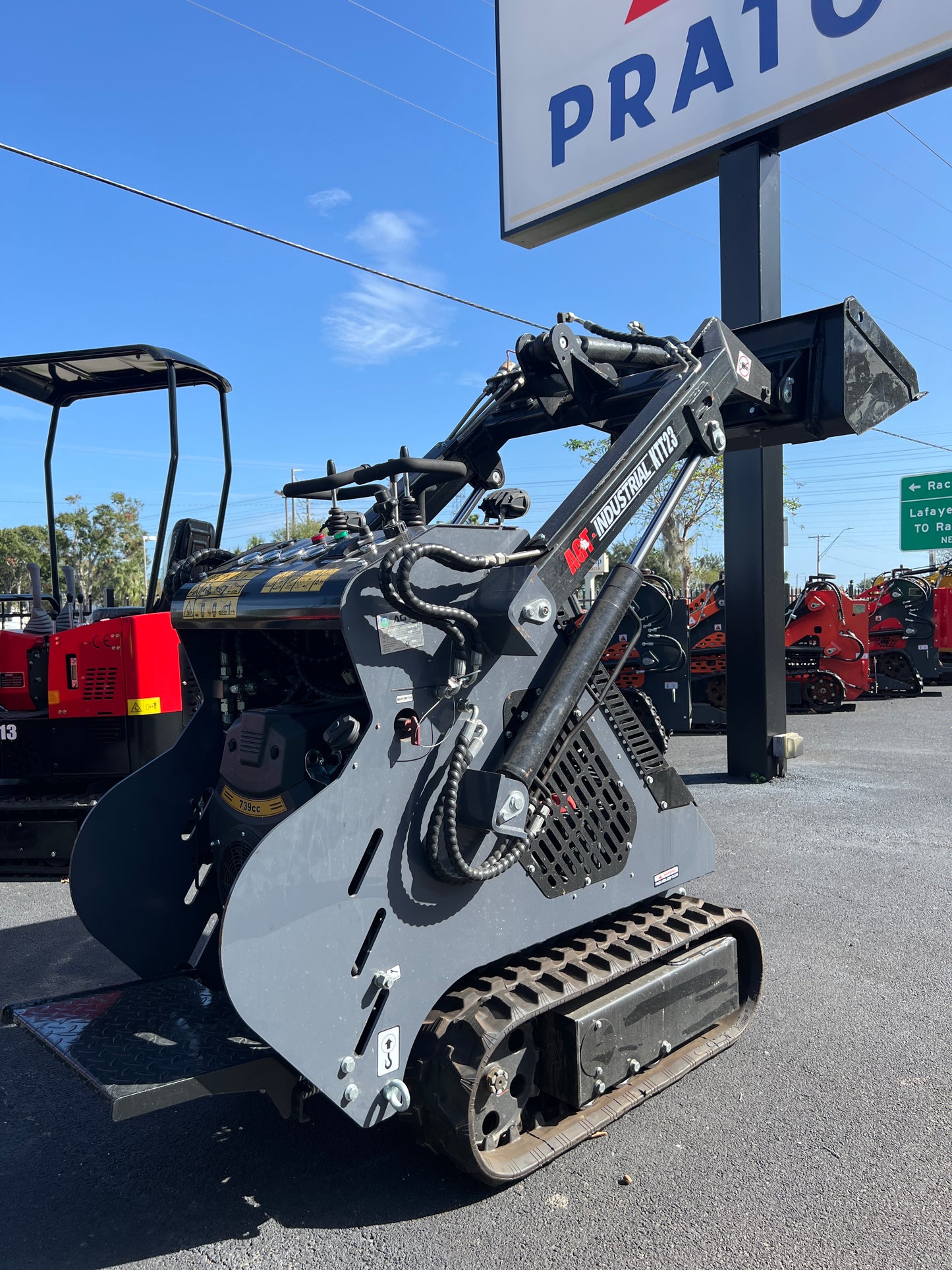 2024 AGROTK MINI SKID STEER LOADER MODEL AGT-KTT230, GAS POWERED, ELECTRIC START, 20662