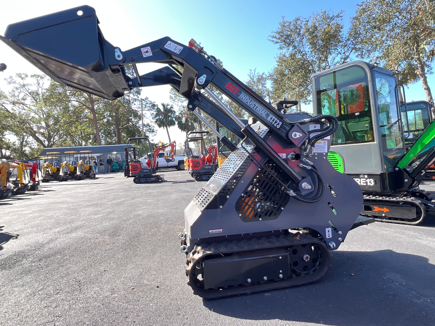 2024 AGROTK MINI SKID STEER LOADER MODEL AGT-KTT230, GAS POWERED, ELECTRIC START, 20662