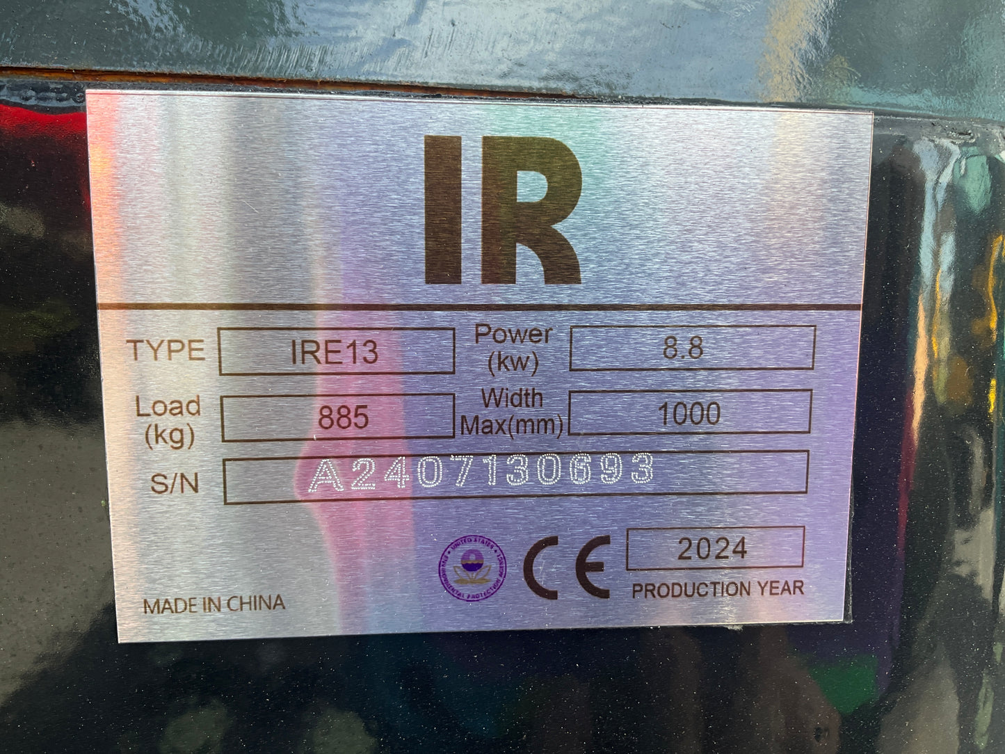 UNUSED 2024 IR MINI EXCAVATOR MODEL IRE13, GAS POWERED,ENCLOSED CAB, RUBBER TRACKS, BUCKET WITH TEETH, 21358