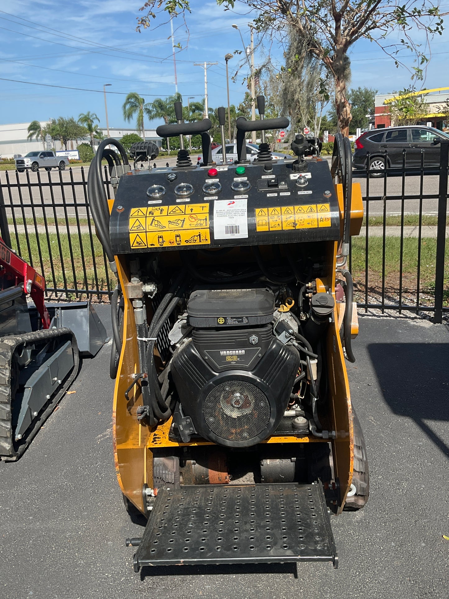 2023 AGROTK WALK BEHIND CRAWLER SKID STEER LOADER MODEL KBT23, GAS POWERED, ELECTRIC START, 15929