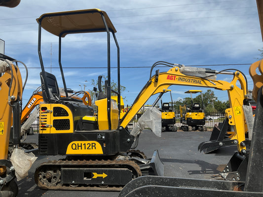 2024 AGT QH12R EXCAVATOR, RUBBER TRACKS, AUX. HYDRAULICS, BUCKET, MANUAL THUMB, PUSH BLADE, 21523