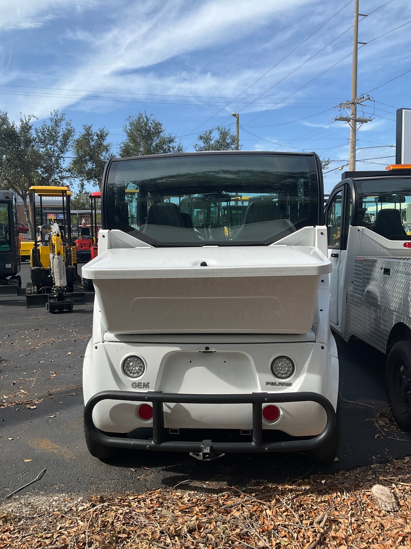 2018 GEM E4 ELECTRIC CART MODEL LSV/VBV WITH UTILITY BED, APPROX 48 VOLTS, ENCLOSED CAB, 21037